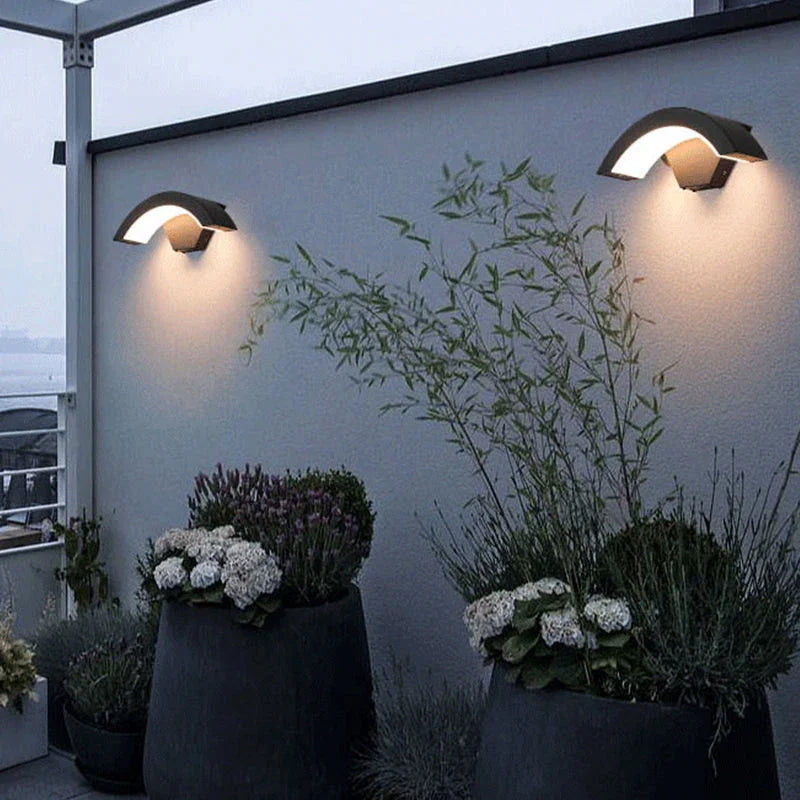 Jorora Outdoor Wall Lamp