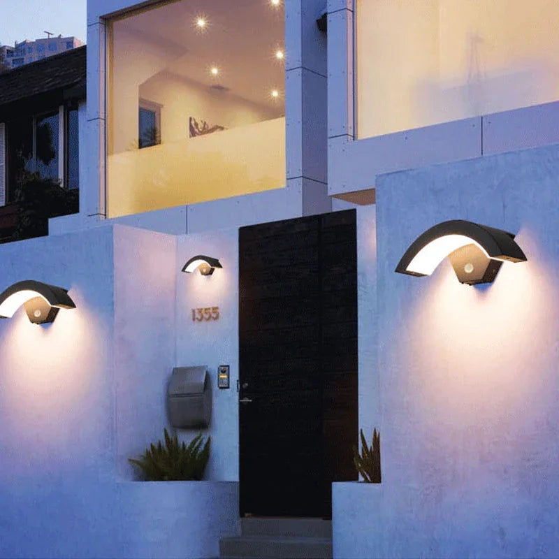 Jorora Outdoor Wall Lamp