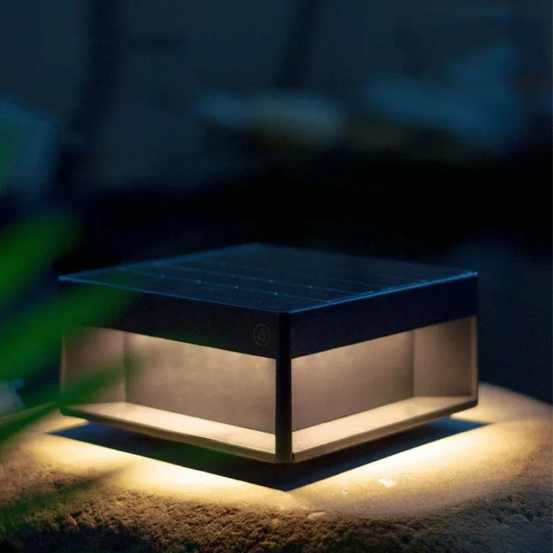 Kallanta Solar Pillar Light