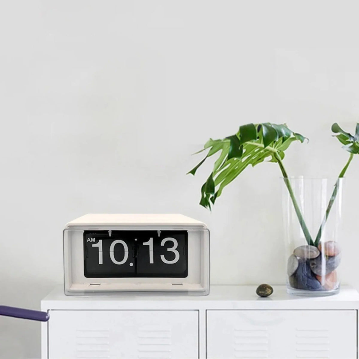Kerneda Clock