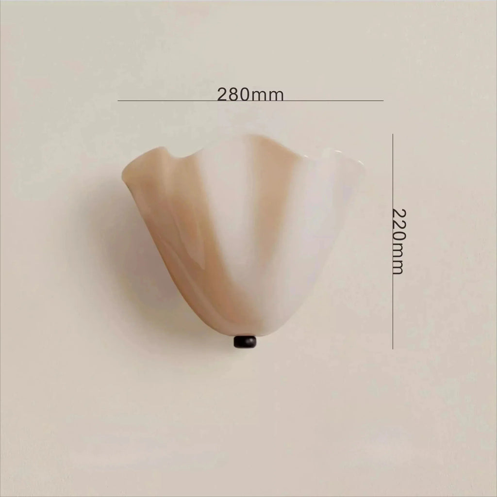 Linara Wall Lamp
