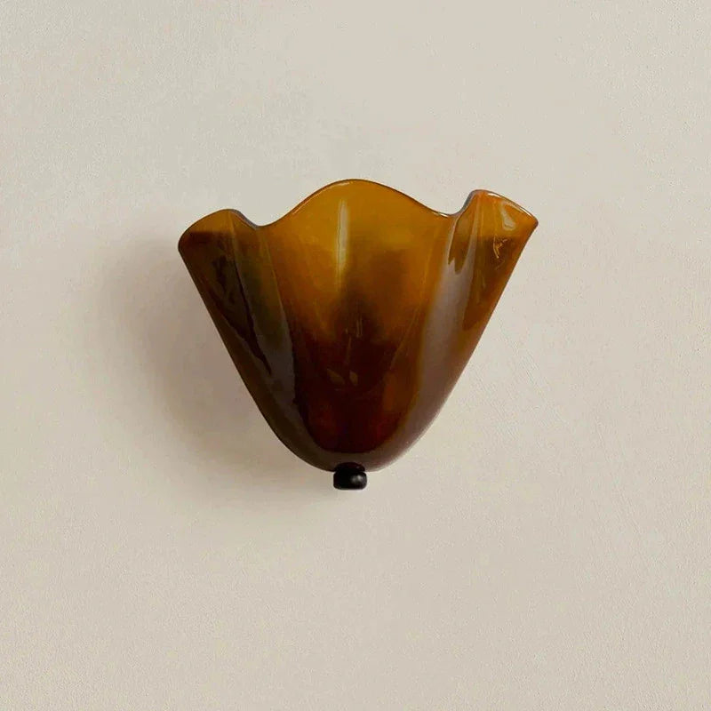 Linara Wall Lamp