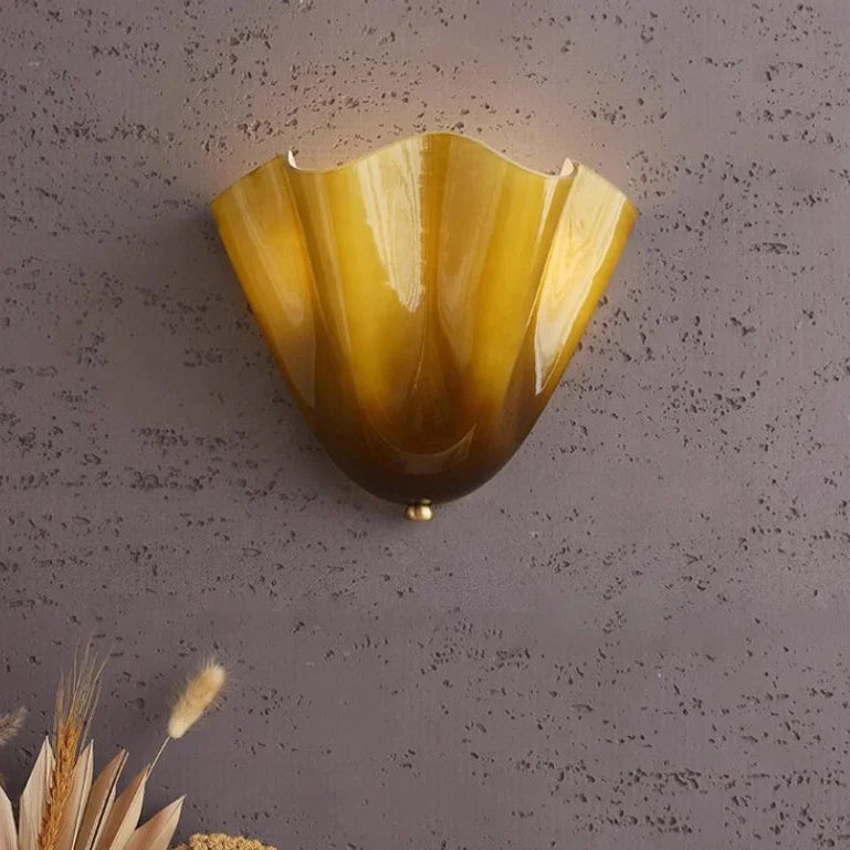 Linara Wall Lamp
