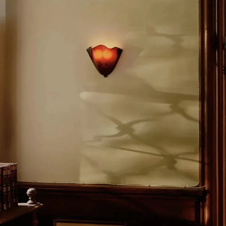 Linara Wall Lamp