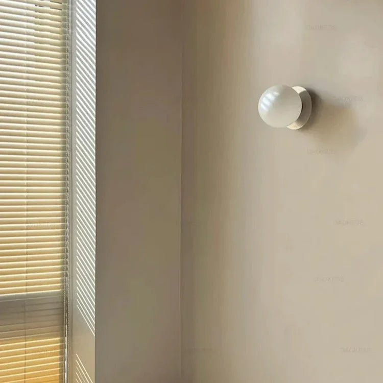 Lindengate Wall Lamp