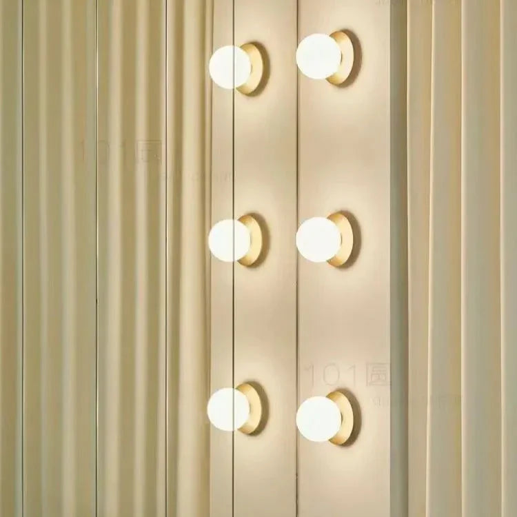 Lindengate Wall Lamp