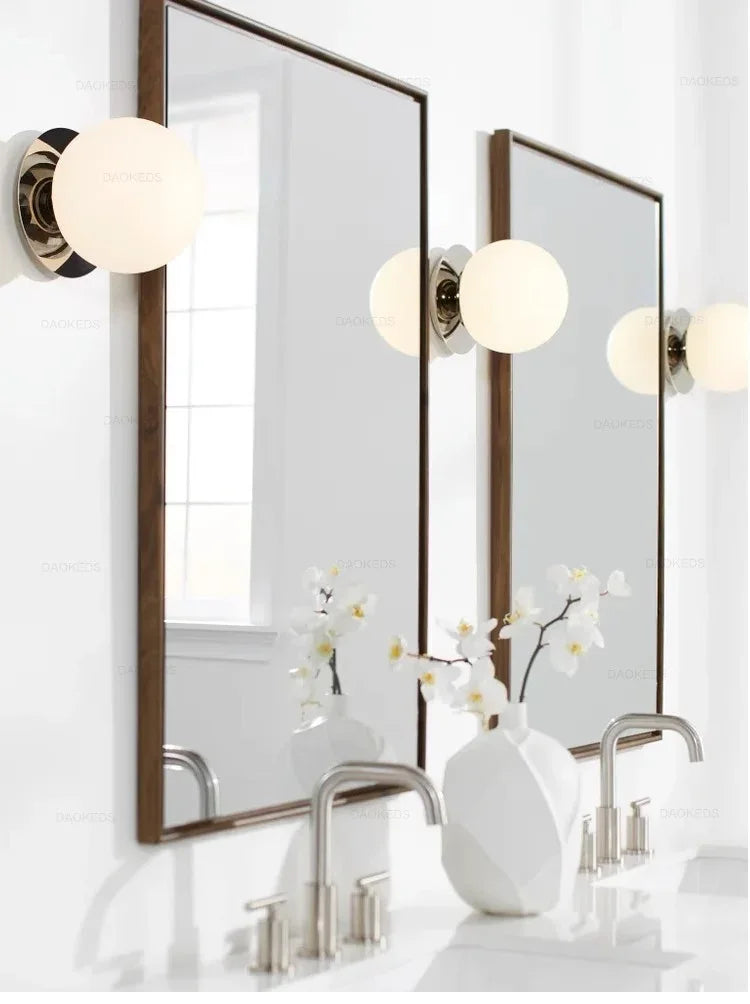 Lindengate Wall Lamp