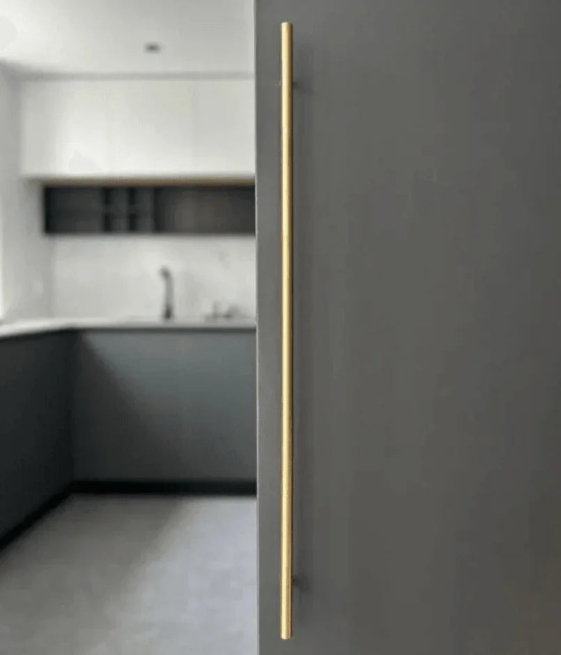 Linressa Brass Cabinet Handle