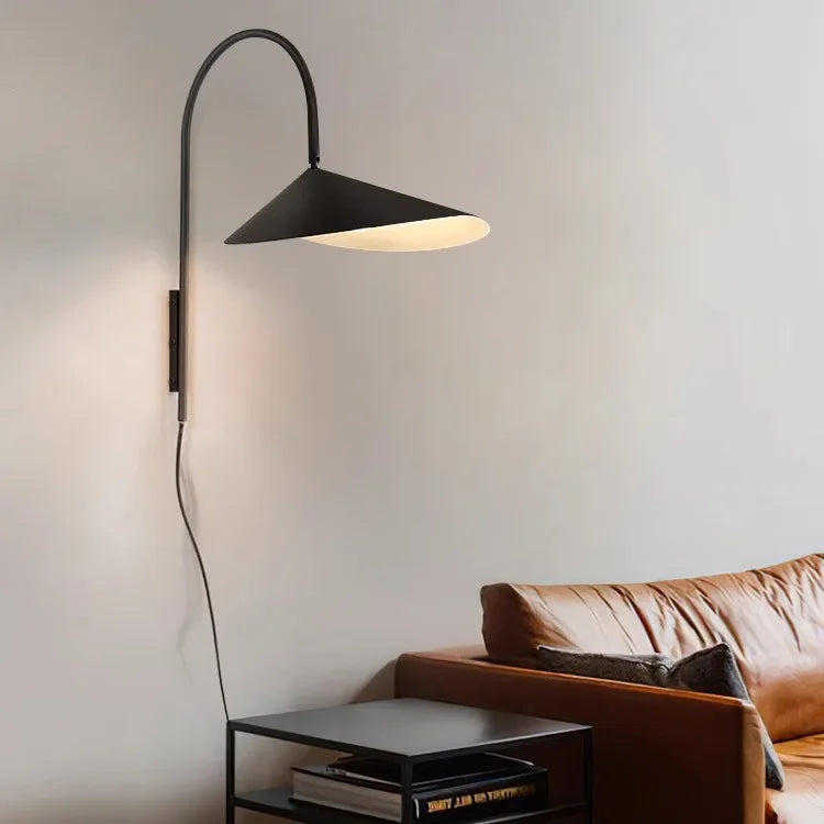 Loressa Wall Lamp
