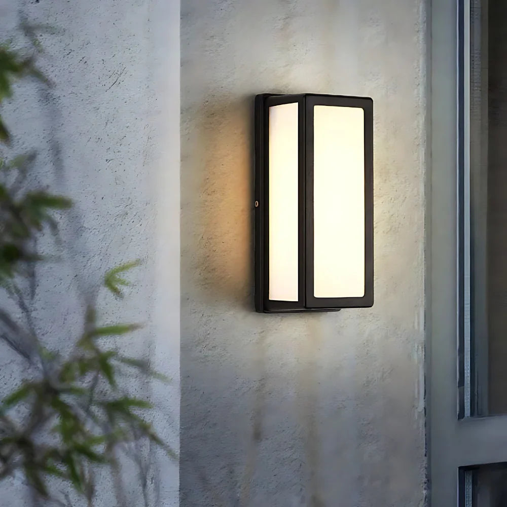 Lormessa Nordic Outdoor Lamp