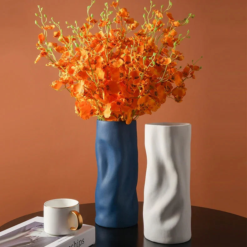 Lorndoda Vase