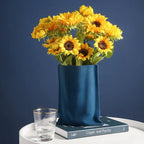 Lorndoda Vase