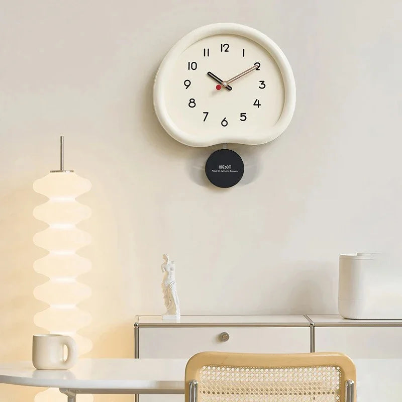 Lorstando Wall Clock