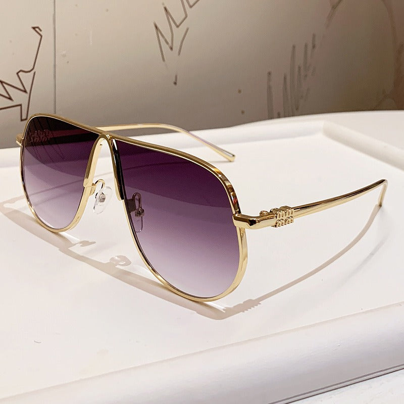Men’s Oversized Aviator Sunglasses with Gradient Lenses, Metallic Frame, view 4
