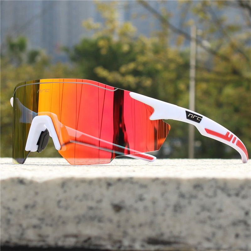 Men’s Polarised Sports Sunglasses with UV-Blocking Lenses, view 2