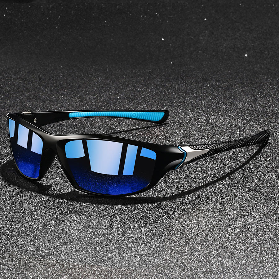 Men’s Polarised Sunglasses with UV400 Protection and Metal Frame, view 2