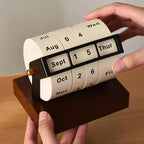 Moorfell Desk Calendar