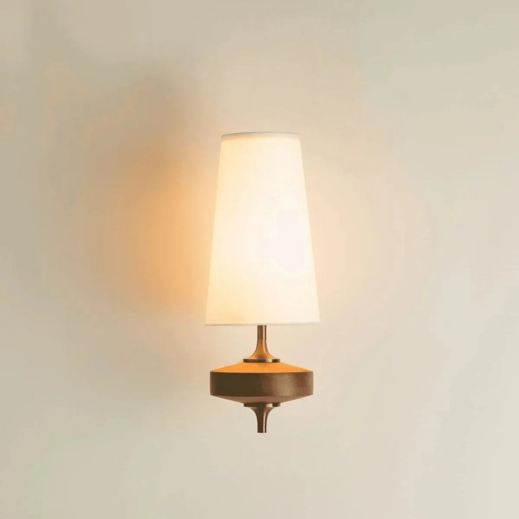 Moormere Wall Lamp