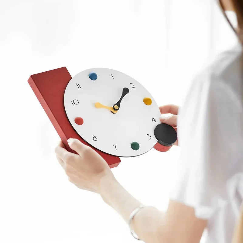 Nelsora Table Clock