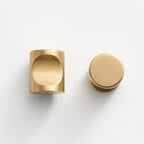 Norvynta Brass Knobs