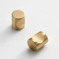 Norvynta Brass Knobs