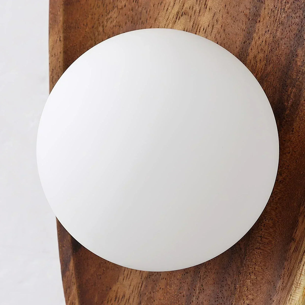 Olara Wall Lamp