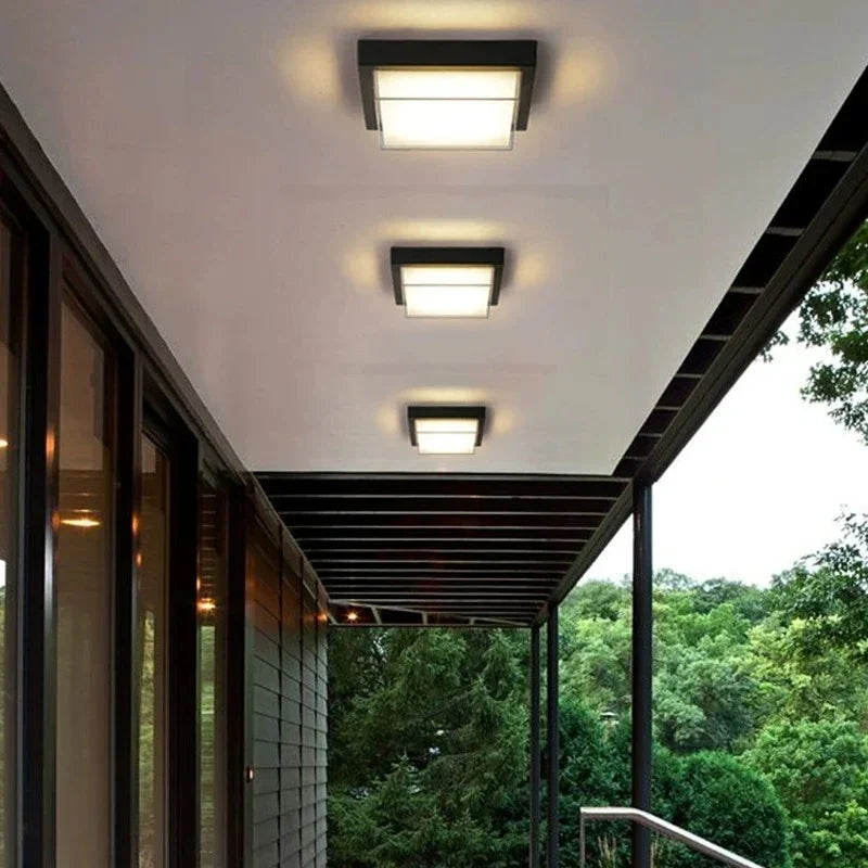 Ottercliff Outdoor Light