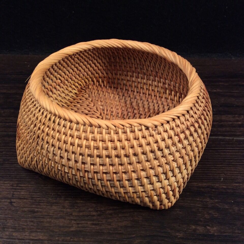 Oval Basket made of Woven Material | High & Bury