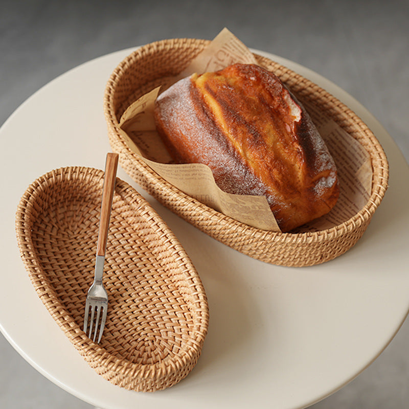 Oval Natur Basket made of Rattan | High & Bury