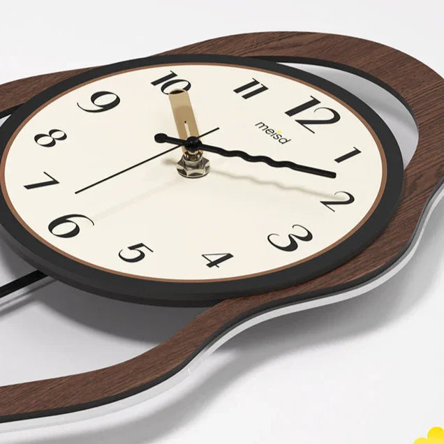 Pelsita Wall Clock
