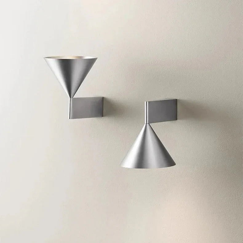 Peluna Wall Lamp