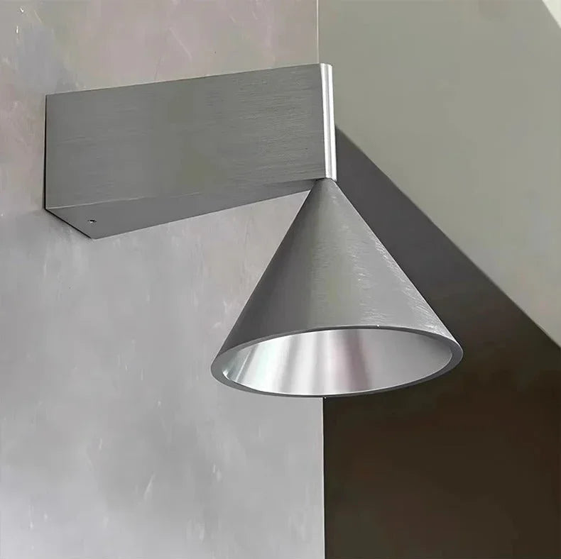 Peluna Wall Lamp