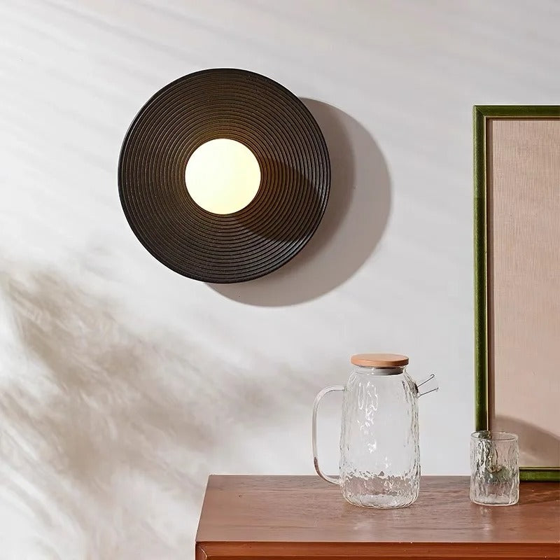 Pernova Wall Lamp