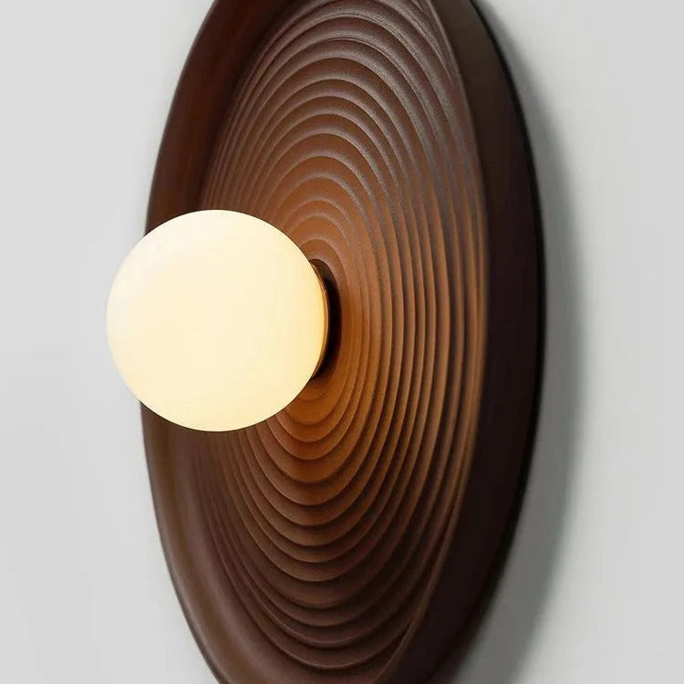 Pernova Wall Lamp