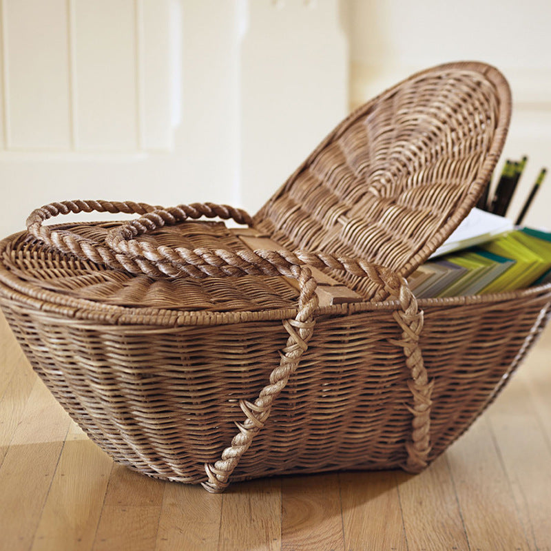 Practical Storage Basket with Lid made of Woven Natural Material | High & Bury