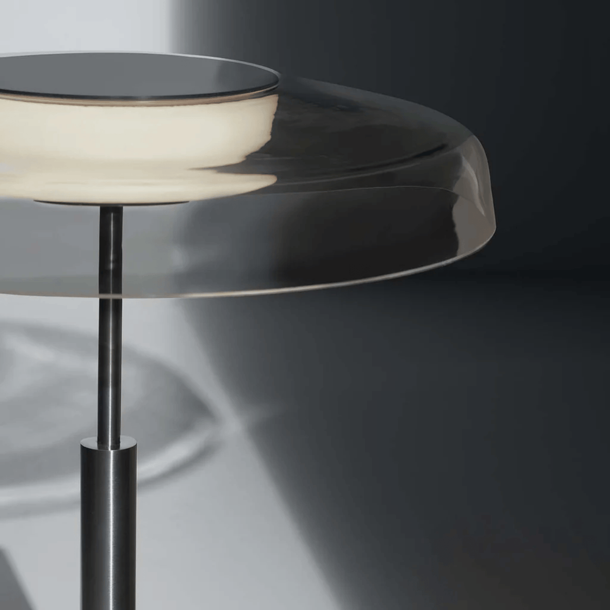 Quinmuna Table Lamp
