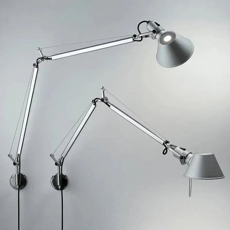 Quinruna Adjustable Wall Light
