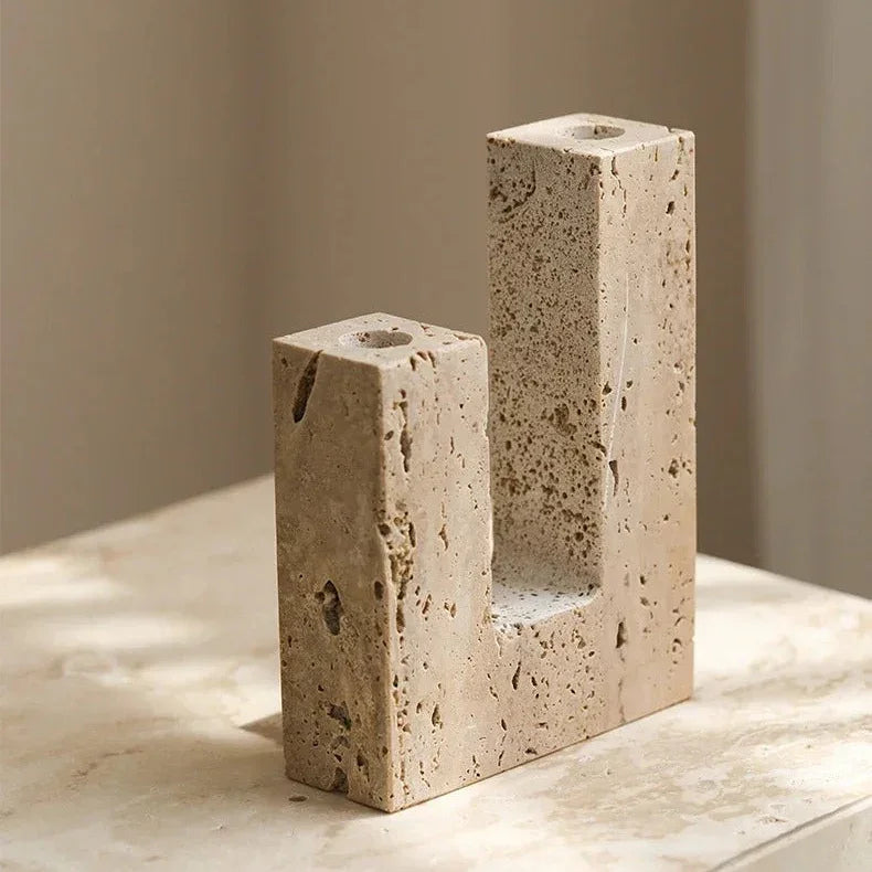 Quinruna Candle Holder