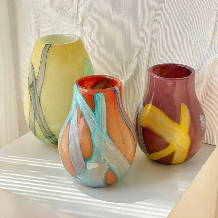 Quinruna Striped Glass Vase