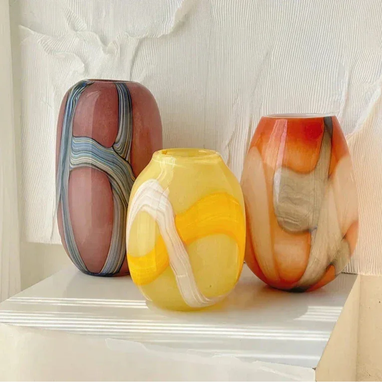 Quinruna Striped Glass Vase