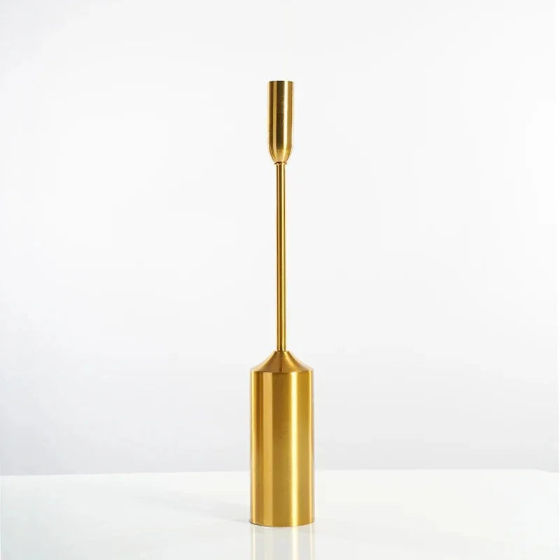 Reedmoor Candle Holder