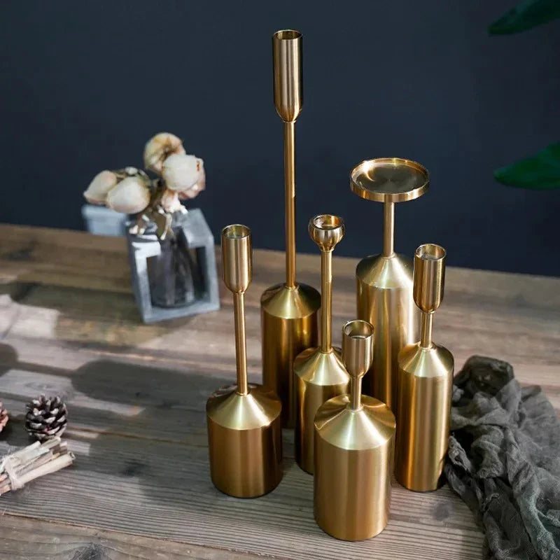Reedmoor Candle Holder