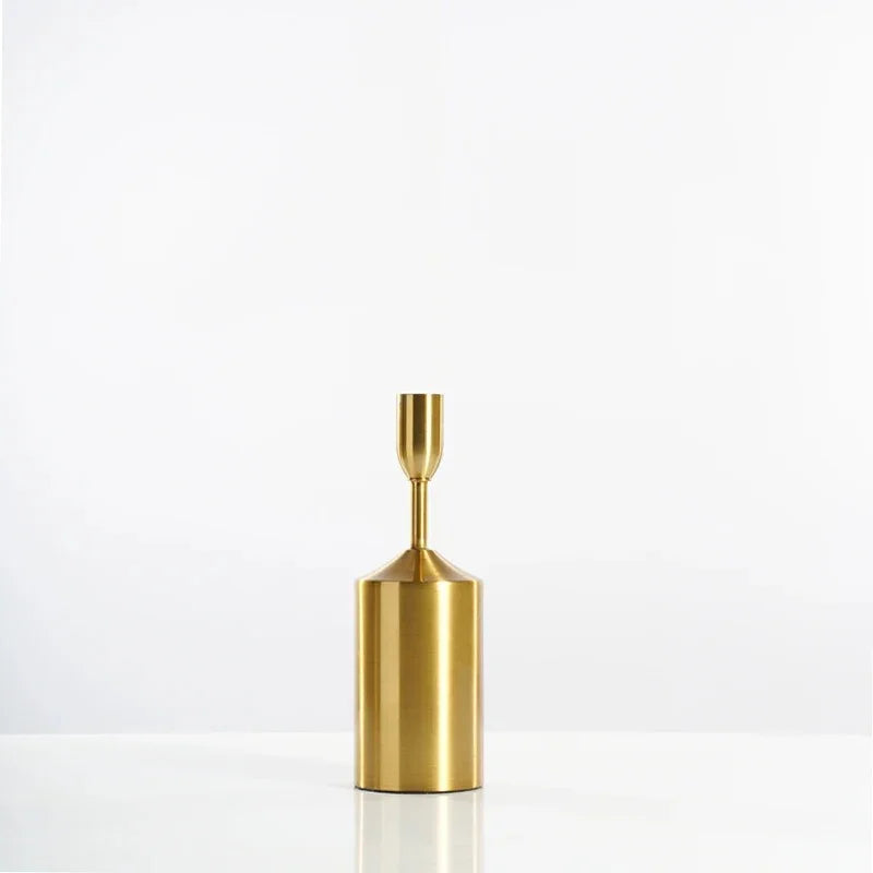 Reedmoor Candle Holder