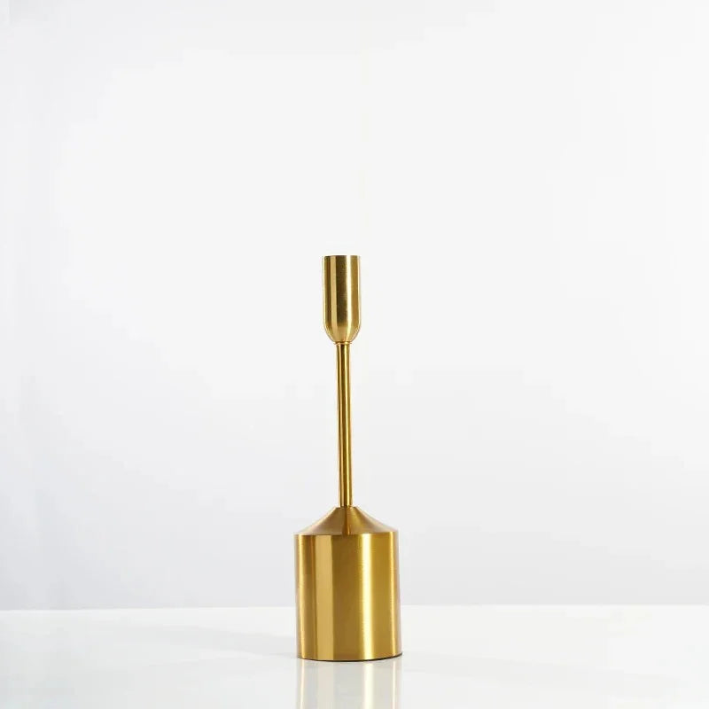 Reedmoor Candle Holder