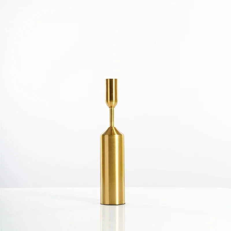 Reedmoor Candle Holder