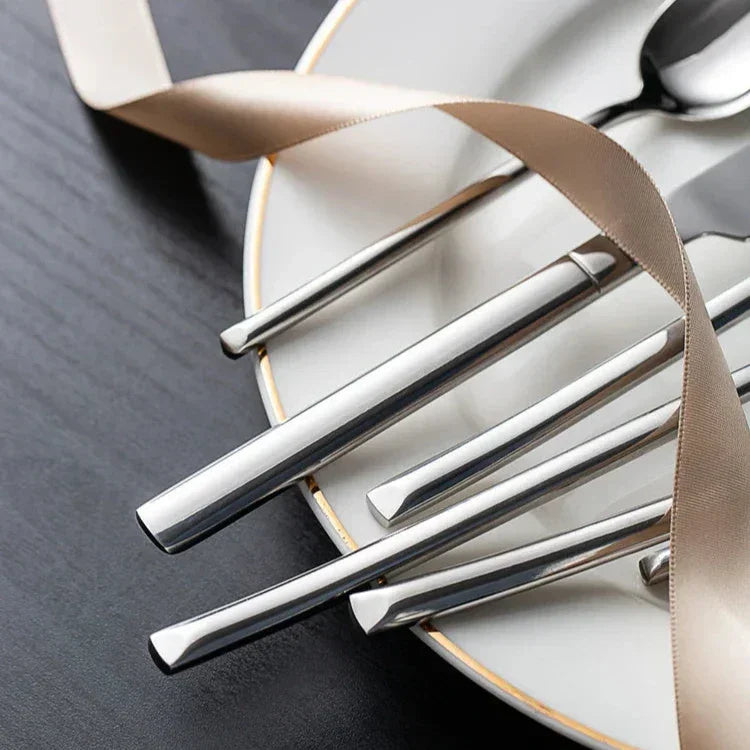 Reedmoor Cutlery Set
