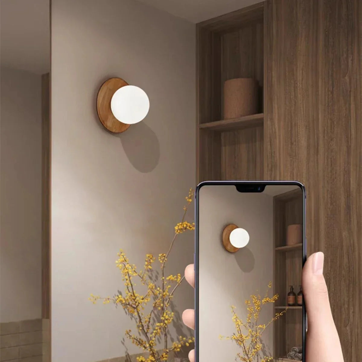 Relbessa Wall Lamp
