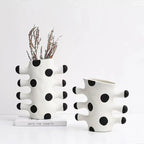 Relbina Resin Vase