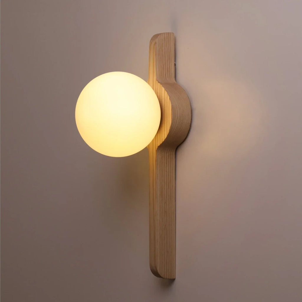 Relmunda Wood Wall Lamp