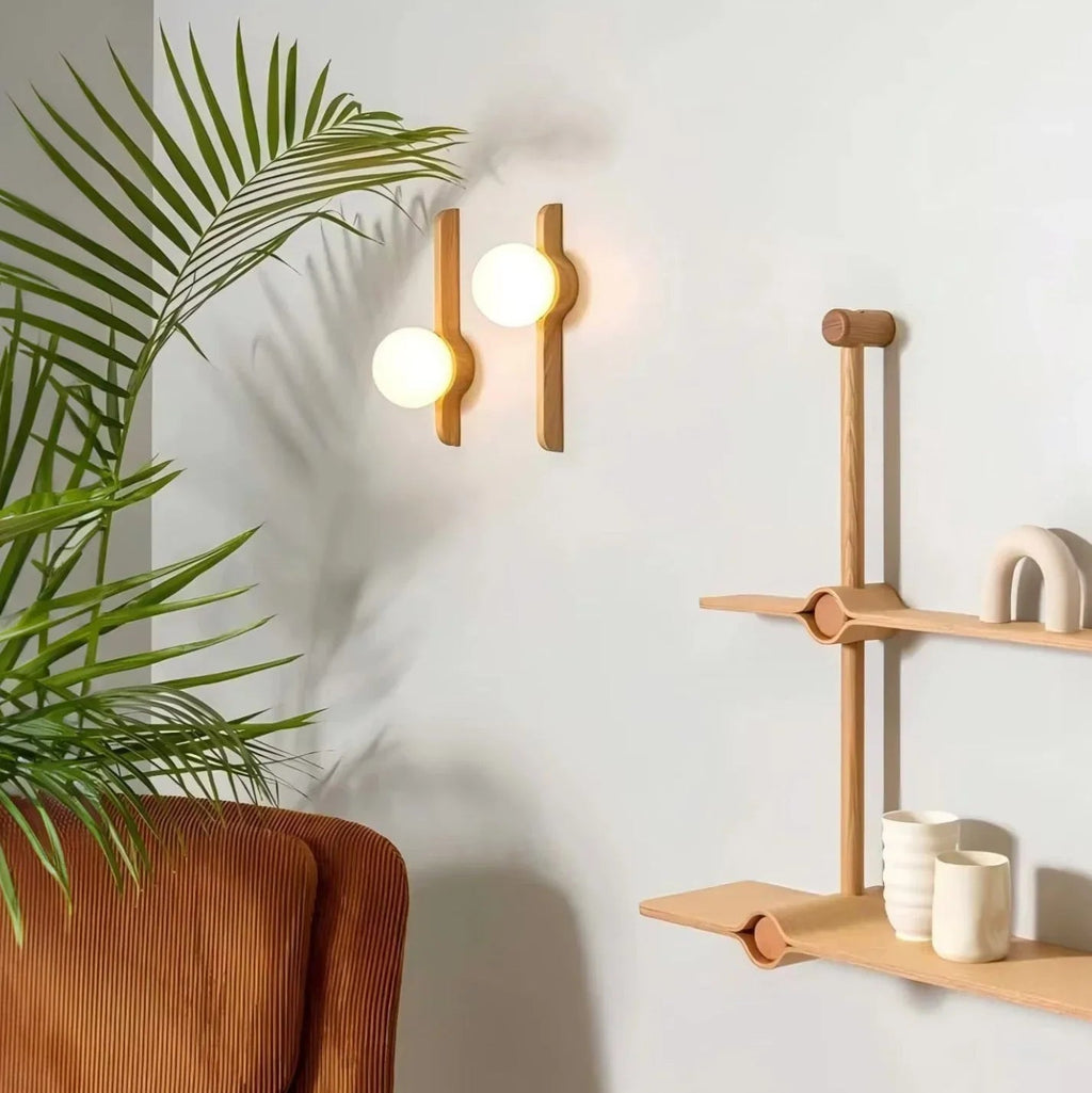 Relmunda Wood Wall Lamp